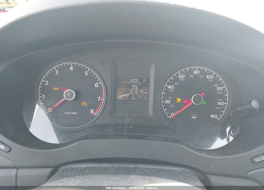 2011 VOLKSWAGEN JETTA VIN: 3VWDZ7AJ1BM312798