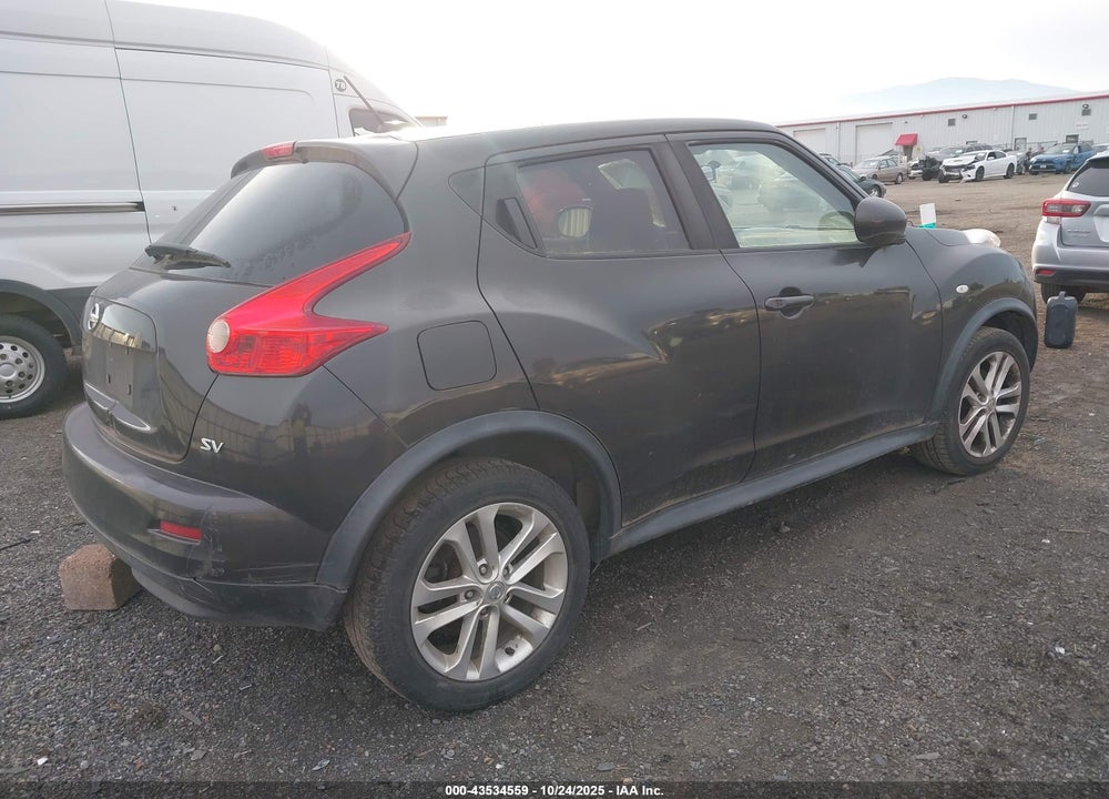 2011 NISSAN JUKE SV VIN: JN8AF5MR3BT019544