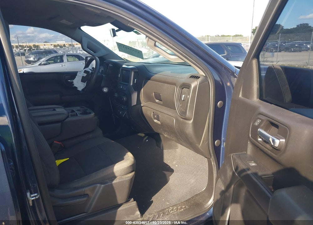 2021 CHEVROLET SILVERADO 1500 2WD SHORT BED CUSTOM VIN: 1GCPWBEK2MZ401375