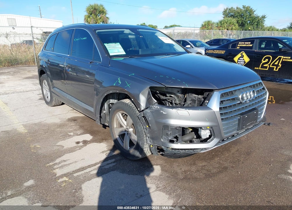 2018 AUDI Q7 2.0T PREMIUM VIN: WA1LHAF78JD017858