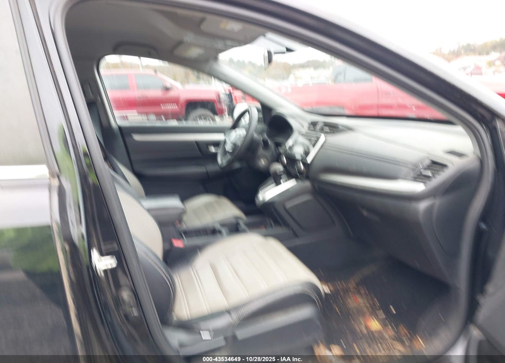 2019 HONDA CR-V LX VIN: 2HKRW6H36KH206307