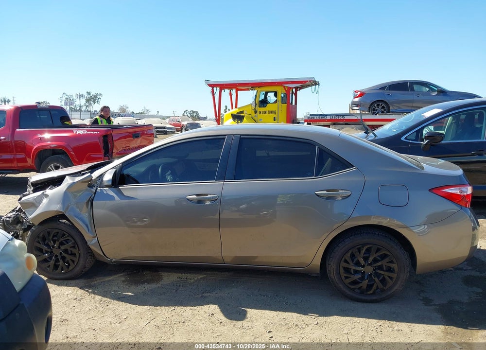 2018 TOYOTA COROLLA VIN: 5YFBURHE4JP762661
