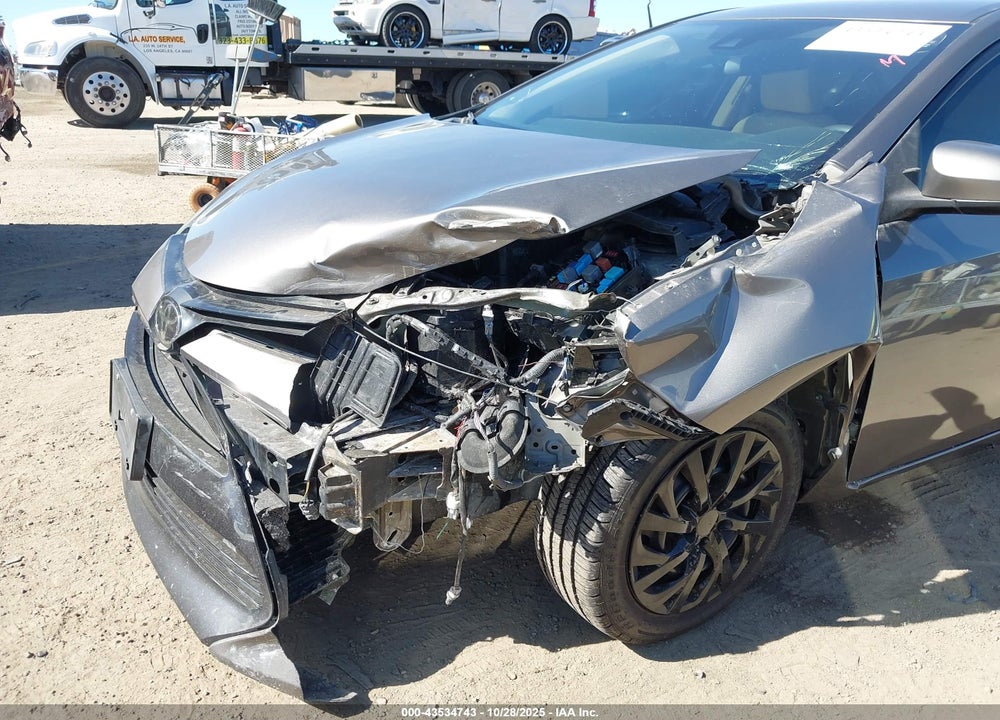2018 TOYOTA COROLLA VIN: 5YFBURHE4JP762661