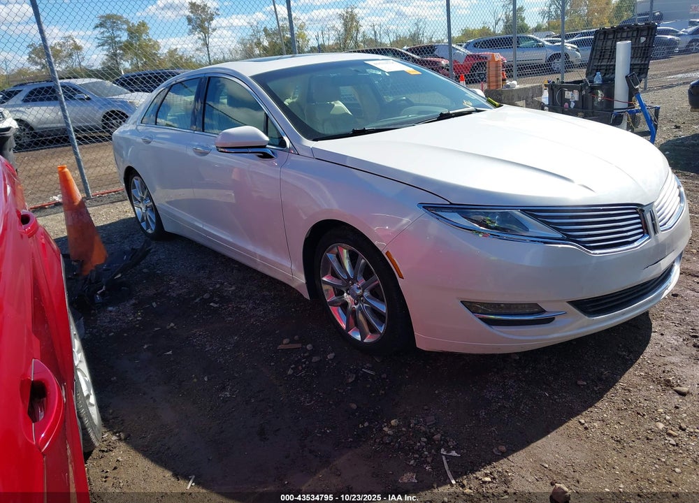 2015 LINCOLN MKZ HYBRID VIN: 3LN6L2LU8FR606212