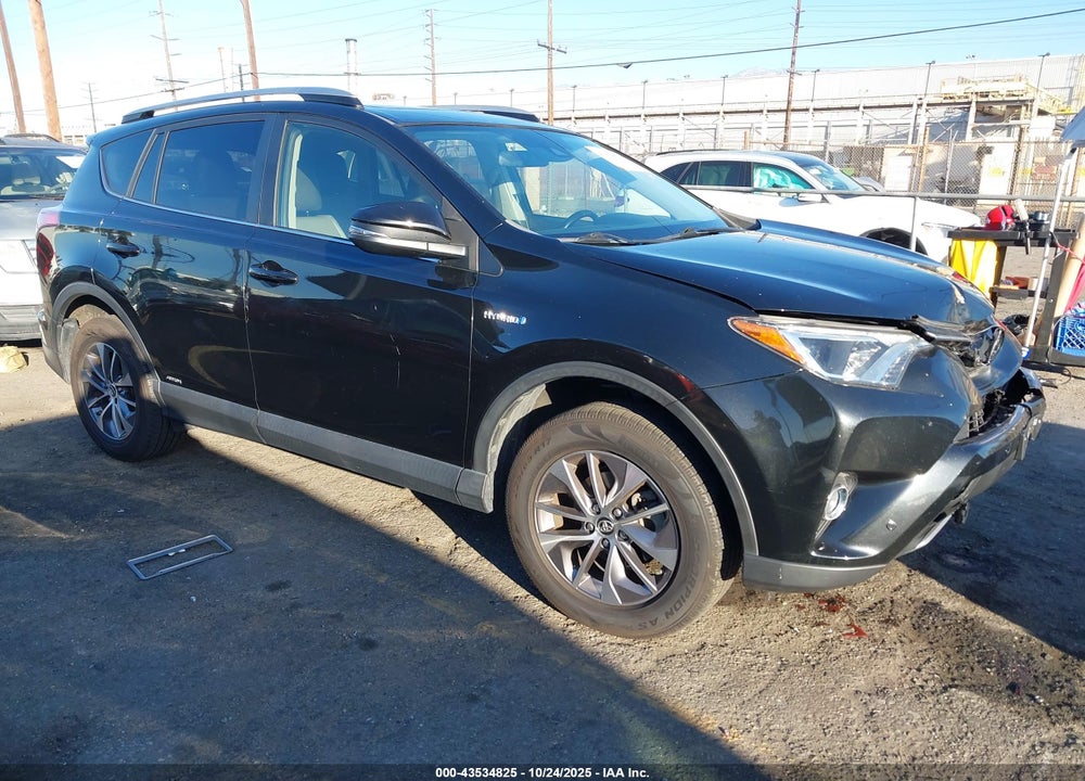 2017 TOYOTA RAV4 HYBRID XLE VIN: JTMRJREV8HD135390