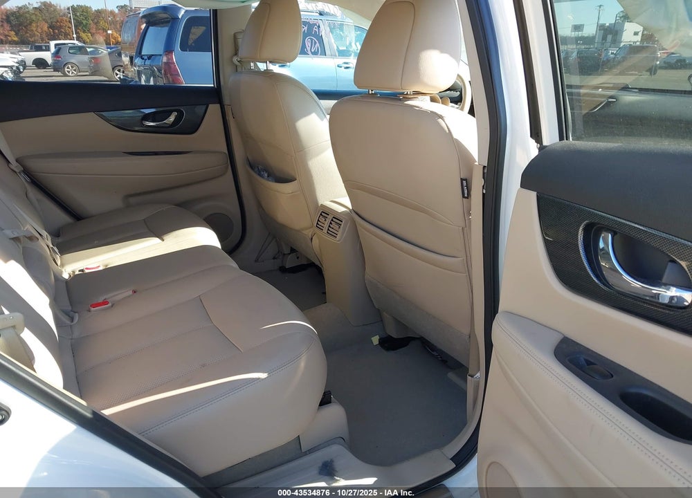 2014 NISSAN ROGUE SL VIN: 5N1AT2MT7EC827572