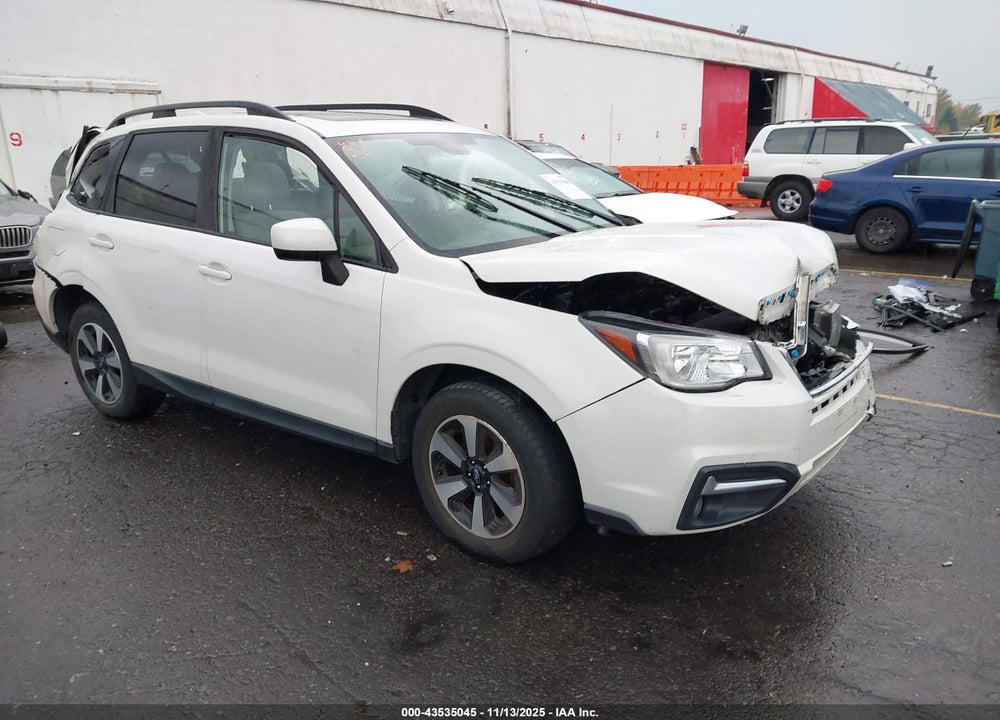 2018 SUBARU FORESTER 2.5I PREMIUM VIN: JF2SJAGC2JH470563