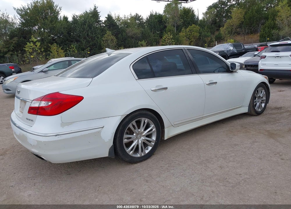 2013 HYUNDAI GENESIS 3.8 VIN: KMHGC4DD6DU232851