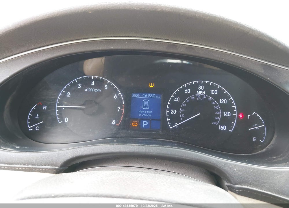 2013 HYUNDAI GENESIS 3.8 VIN: KMHGC4DD6DU232851