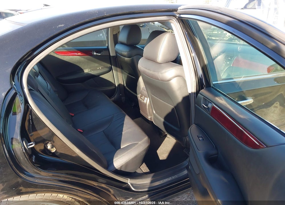 2004 LEXUS ES 330 VIN: JTHBA30G340005976