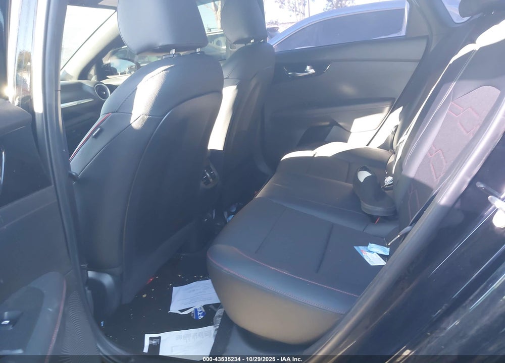 2024 KIA FORTE GT VIN: 3KPF44AC2RE697853