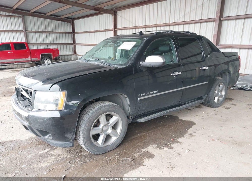 2012 CHEVROLET AVALANCHE 1500 LTZ VIN: 3GNTKGE71CG311658