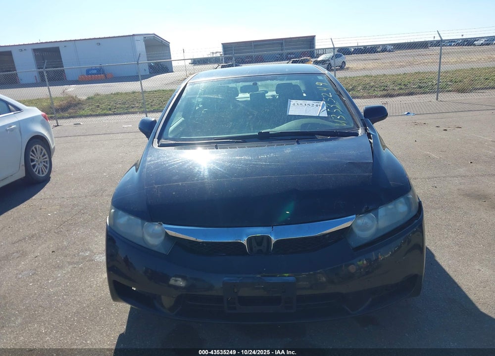 2010 HONDA CIVIC LX VIN: 19XFA1F5XAE082716