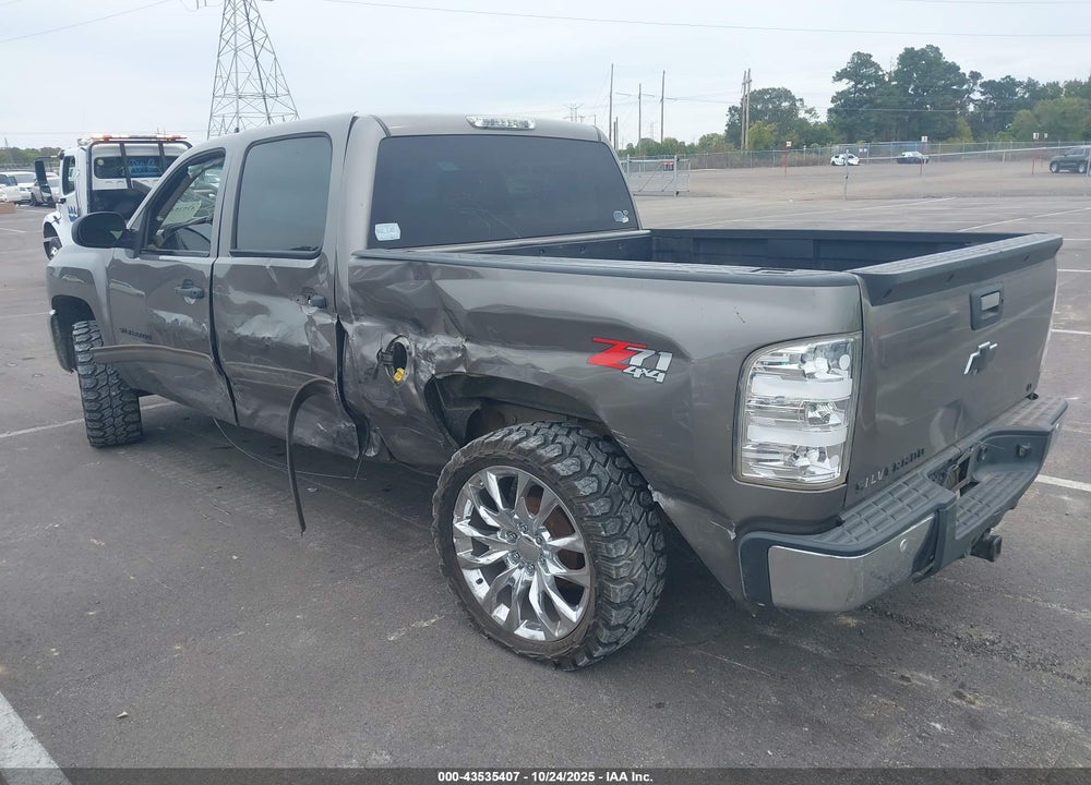 2013 CHEVROLET SILVERADO 1500 VIN: 3GCPKSE72DG203497