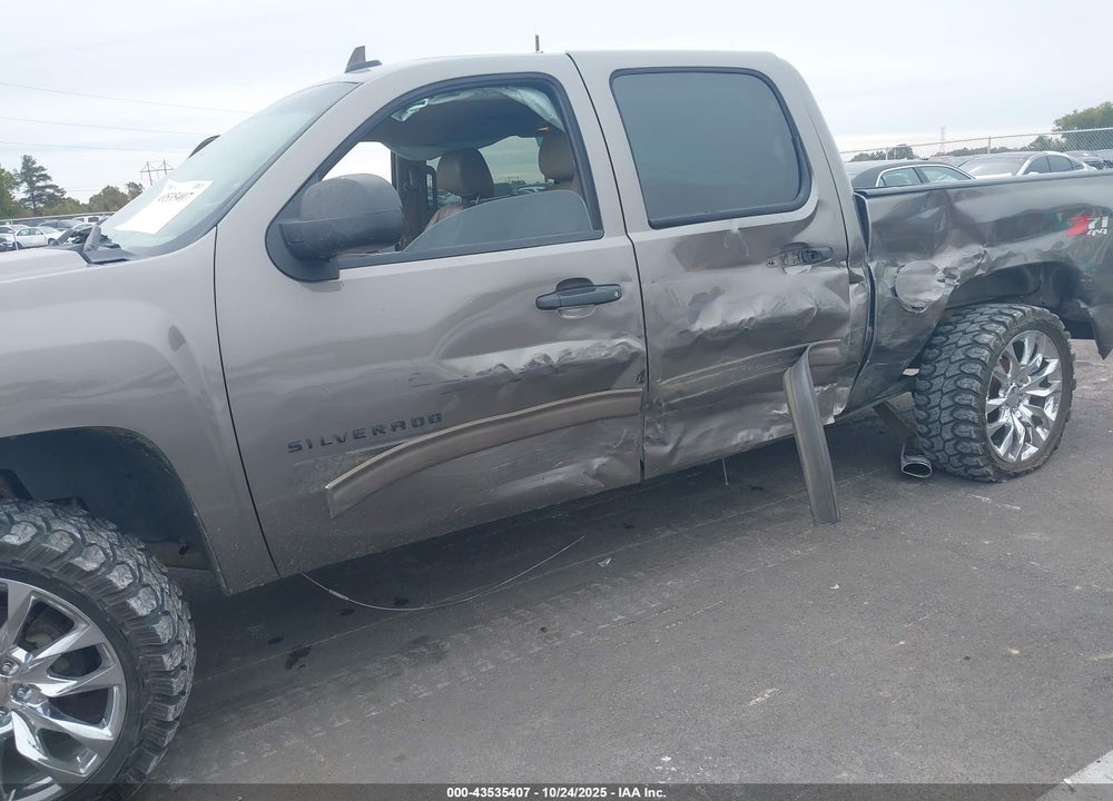 2013 CHEVROLET SILVERADO 1500 VIN: 3GCPKSE72DG203497