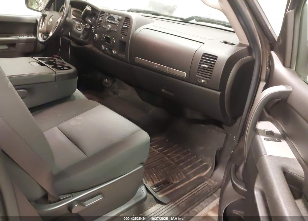 2012 CHEVROLET SILVERADO 1500 LT VIN: 1GCRKSE73CZ277678