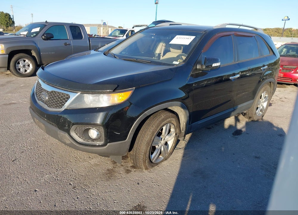 2013 KIA SORENTO VIN: 5XYKU4A22DG322398