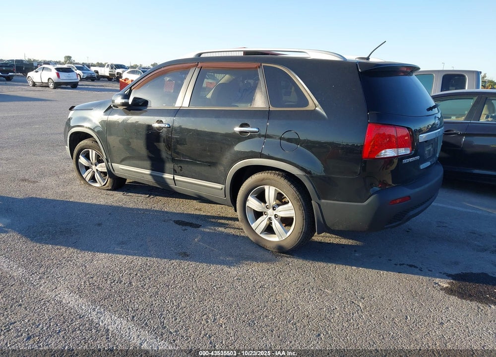 2013 KIA SORENTO VIN: 5XYKU4A22DG322398