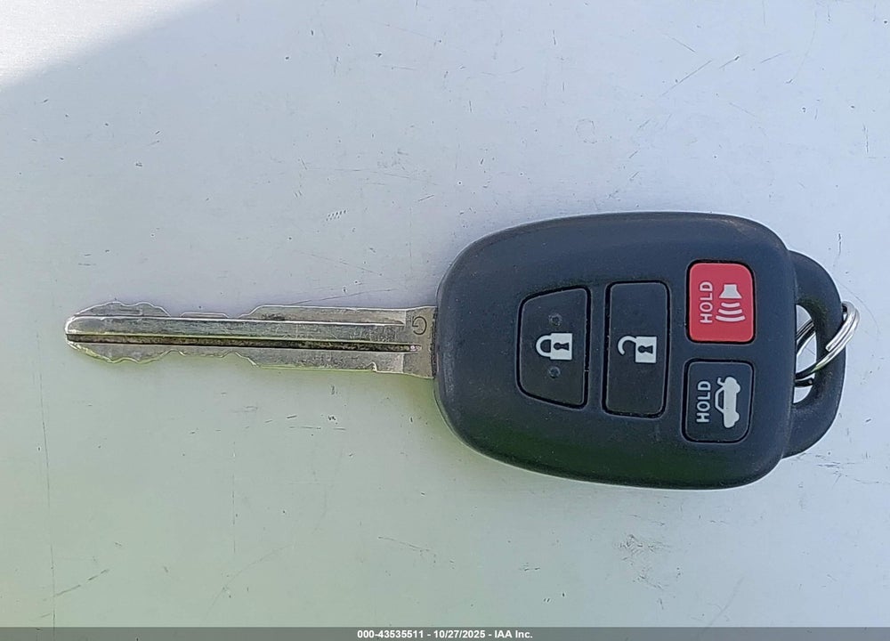 2013 TOYOTA CAMRY SE VIN: 4T1BF1FK4DU236876