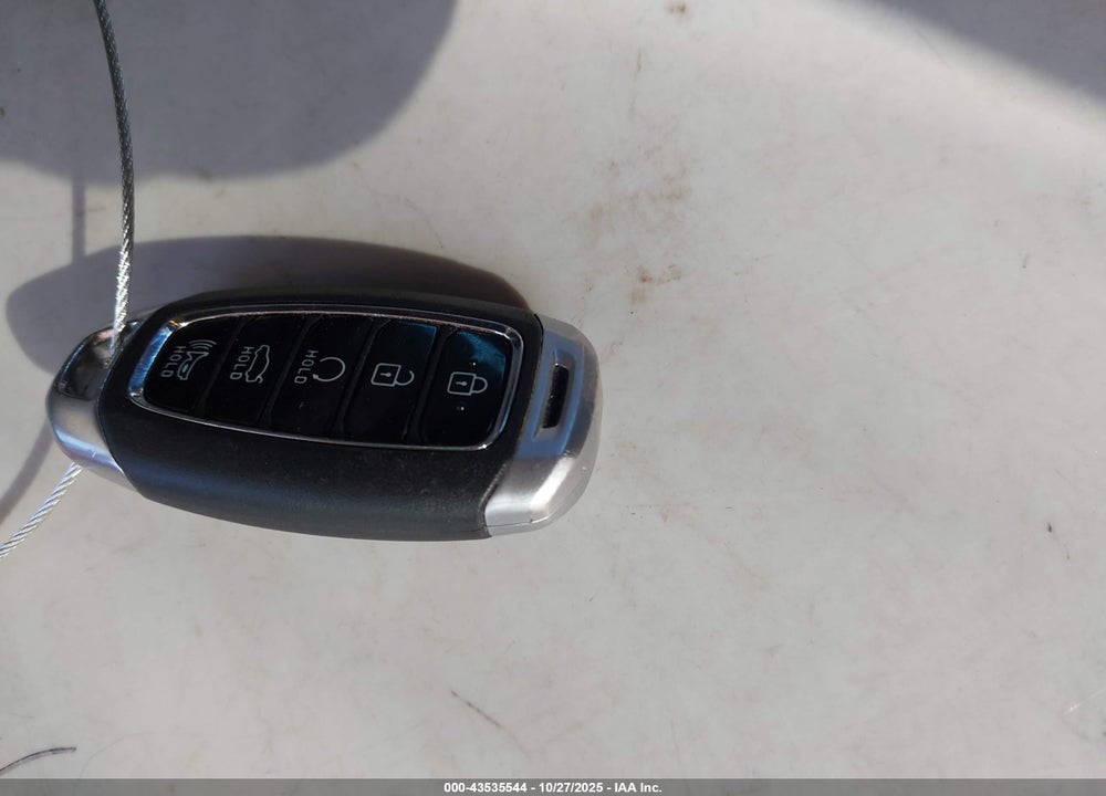 2021 HYUNDAI ELANTRA SEL VIN: KMHLN4AG1MU180262