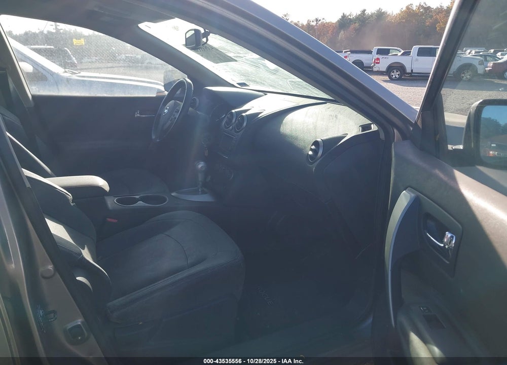 2013 NISSAN ROGUE SV W/SL PKG VIN: JN8AS5MV9DW641625