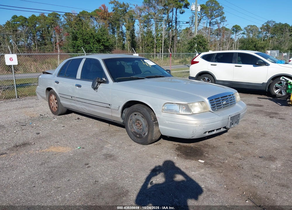 2008 FORD CROWN VICTORIA LX VIN: 2FAFP74V28X137402