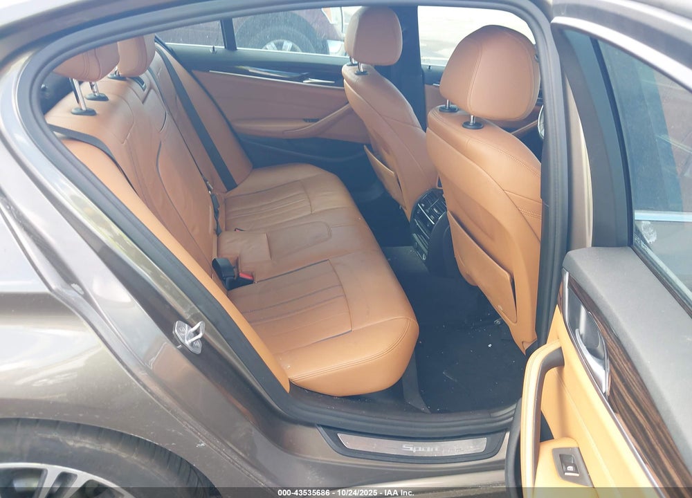 2017 BMW 540I XDRIVE VIN: WBAJE7C33HWA03312