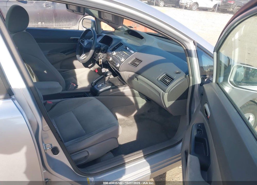 2010 HONDA CIVIC LX VIN: 2HGFA1F56AH588422