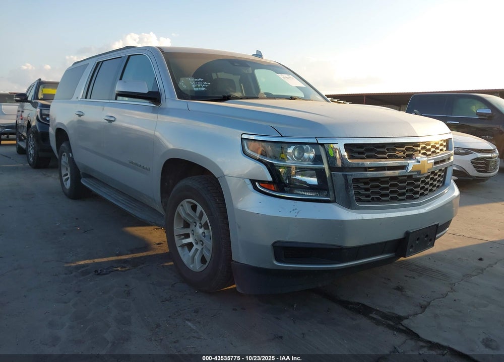 2018 CHEVROLET SUBURBAN LT VIN: 1GNSKHKC9JR229886