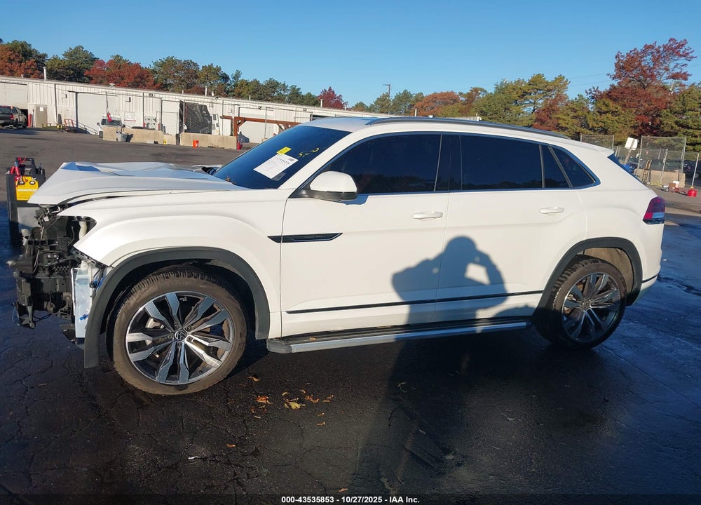 2023 VOLKSWAGEN ATLAS CROSS SPORT 3.6L V6 SEL PREMIUM R-LINE VIN: 1V2FE2CA5PC218891