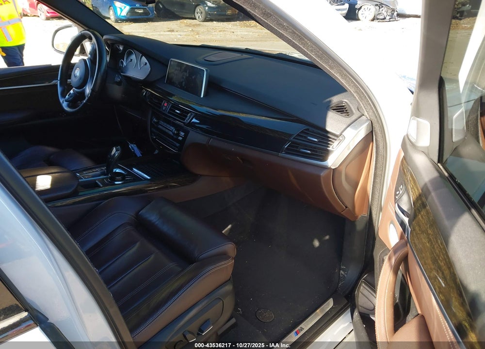 2018 BMW X5 EDRIVE XDRIVE40E IPERFORMANCE VIN: 5UXKT0C5XJ0V99397