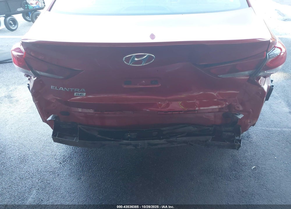 2017 HYUNDAI ELANTRA SE VIN: KMHD74LF7HU392060