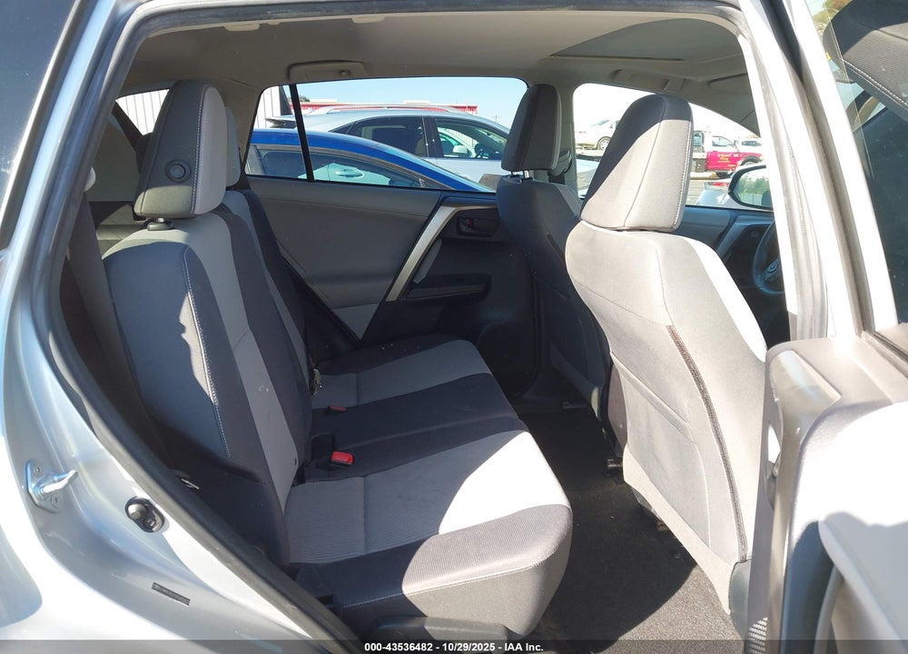 2013 TOYOTA RAV4 XLE VIN: JTMRFREV1D5005800