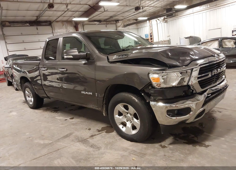 2019 RAM 1500 BIG HORN/LONE STAR  4X4 6'4 BOX VIN: 1C6SRFBT9KN761695