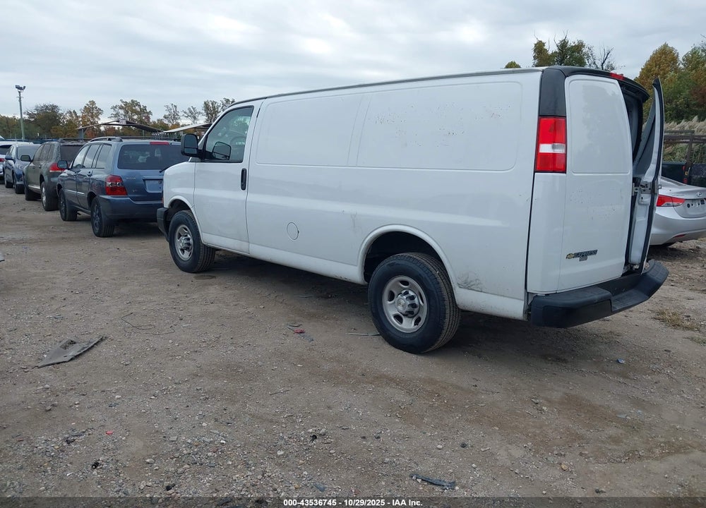 2022 CHEVROLET EXPRESS CARGO RWD 2500 REGULAR WHEELBASE WT VIN: 1GCWGAF77N1161494
