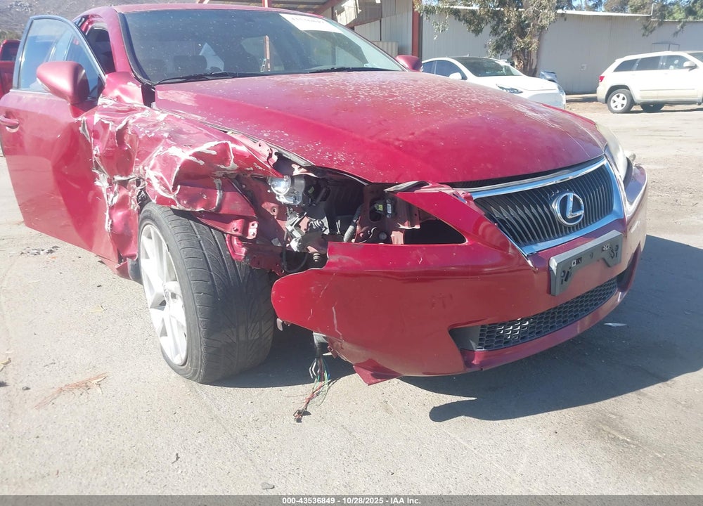 2011 LEXUS IS 250 VIN: JTHBF5C21B5137826