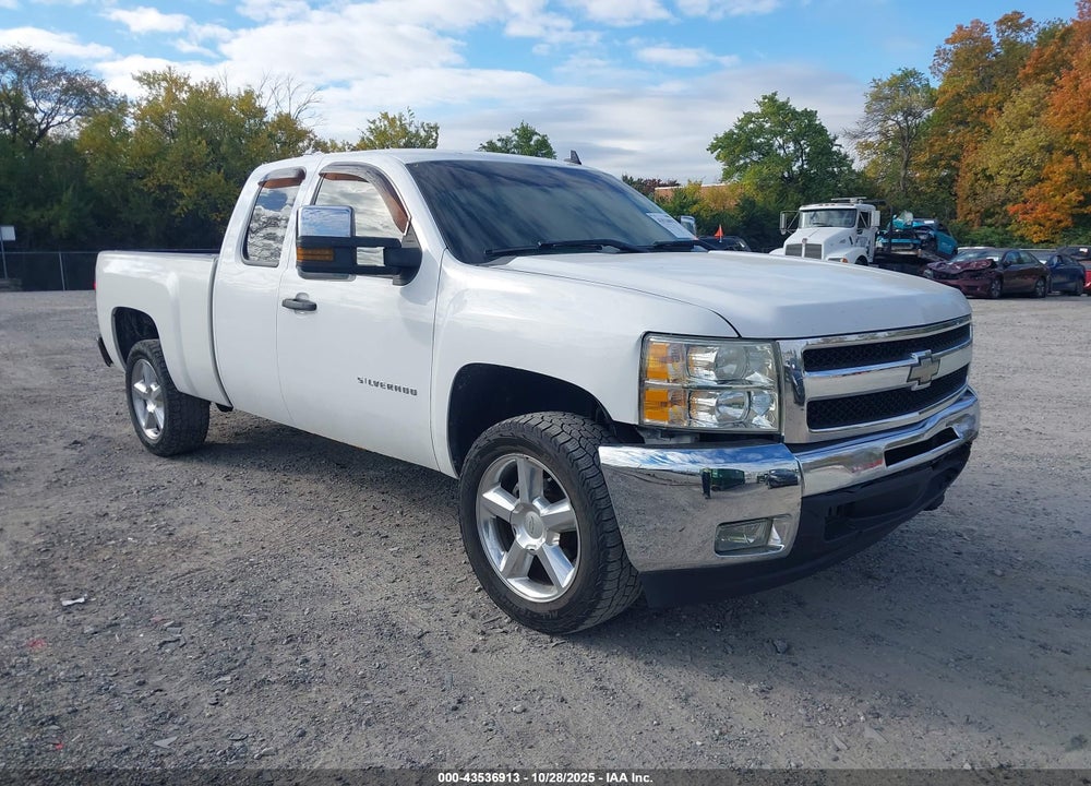2010 CHEVROLET SILVERADO C1500  LS VIN: 1GCSCREA6AZ107587
