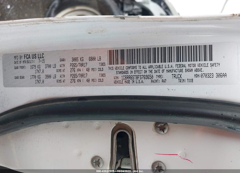 2015 RAM 1500 VIN: 1C6RR6ST8FS769650