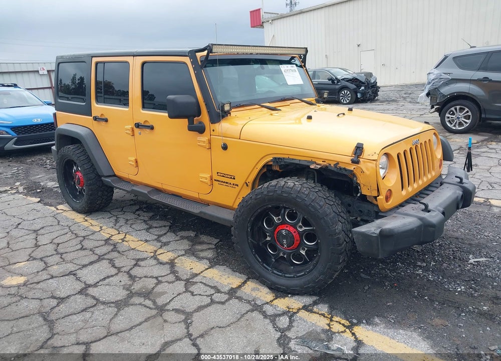 2012 JEEP WRANGLER UNLIMITED SPORT VIN: 1C4BJWDG5CL203260