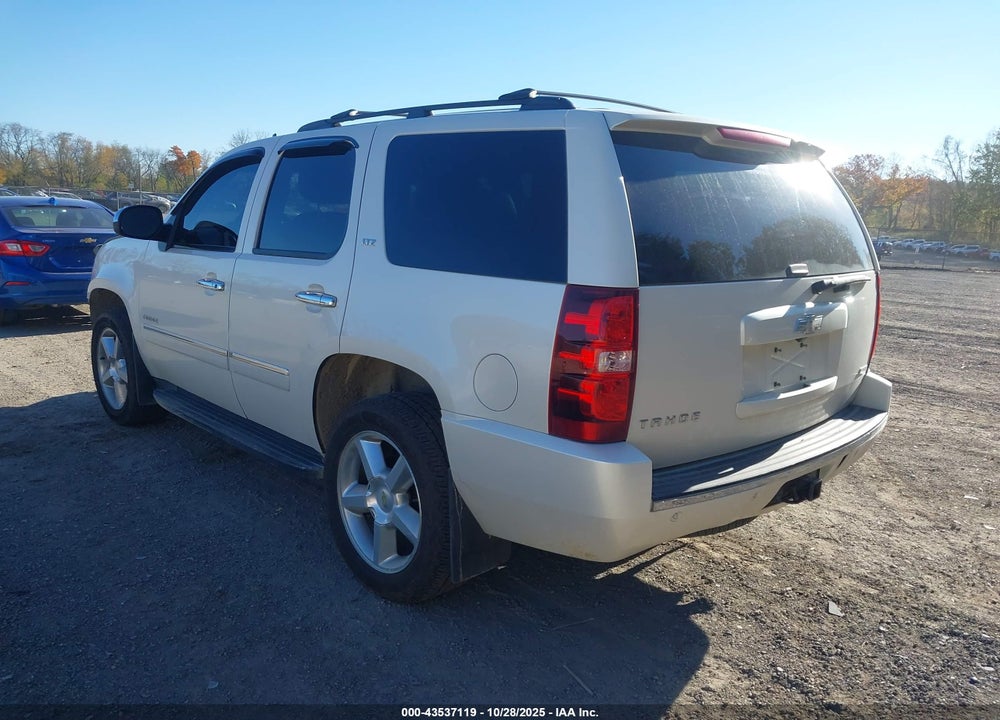 2011 CHEVROLET TAHOE LTZ VIN: 1GNSKCE00BR308157