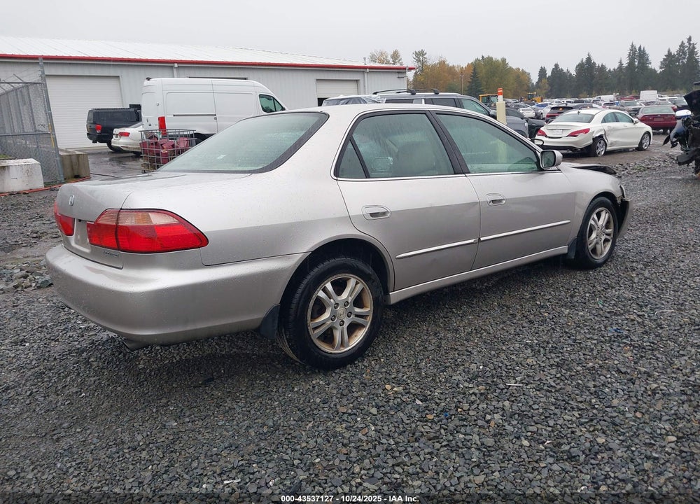 1998 HONDA ACCORD EX V6 VIN: 1HGCG1656WA075548
