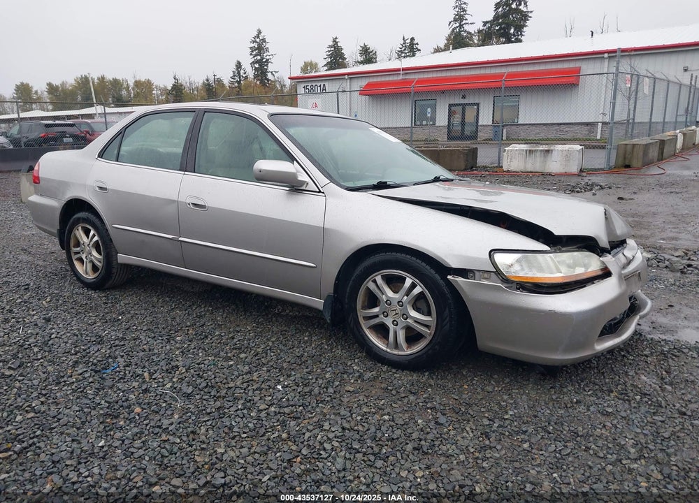 1998 HONDA ACCORD EX V6 VIN: 1HGCG1656WA075548