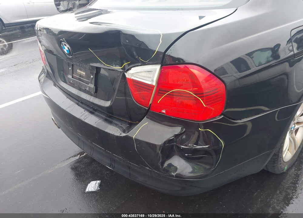 2008 BMW 3 SERIES VIN: WBAVA37568NL44272