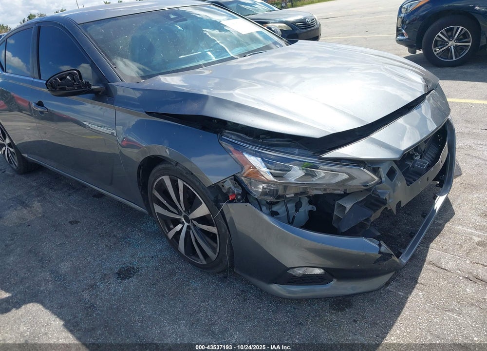 2020 NISSAN ALTIMA SR FWD VIN: 1N4BL4CV7LN303613