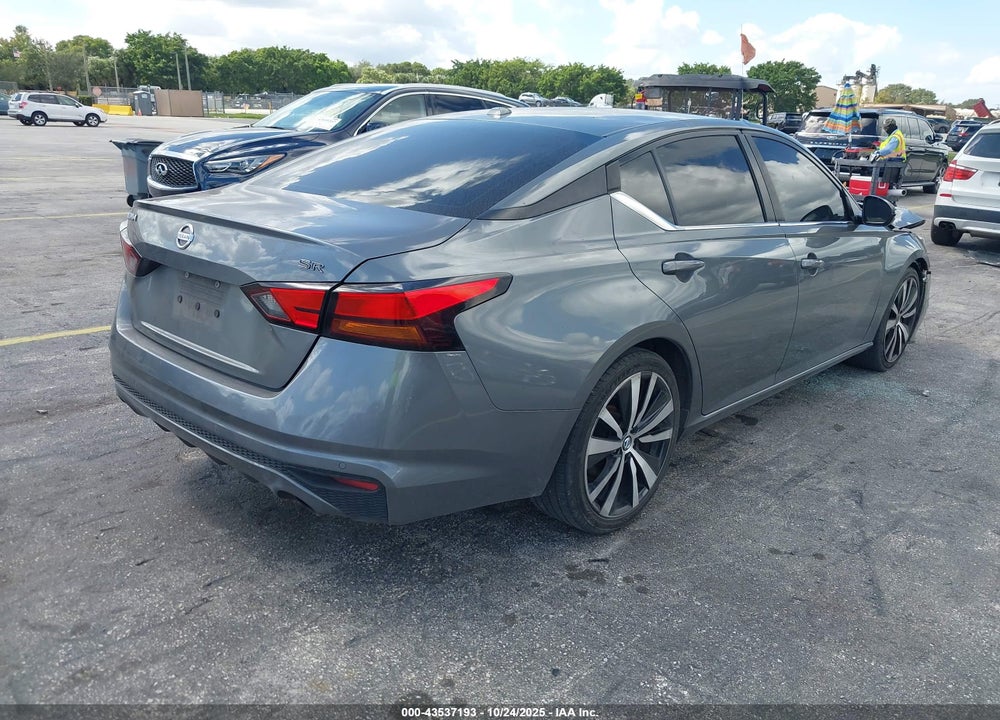 2020 NISSAN ALTIMA SR FWD VIN: 1N4BL4CV7LN303613