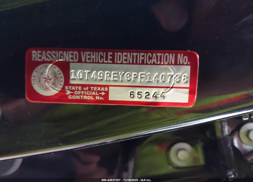 2023 GMC SIERRA 2500HD 4WD  STANDARD BED DENALI VIN: 1GT49REY3PF140738