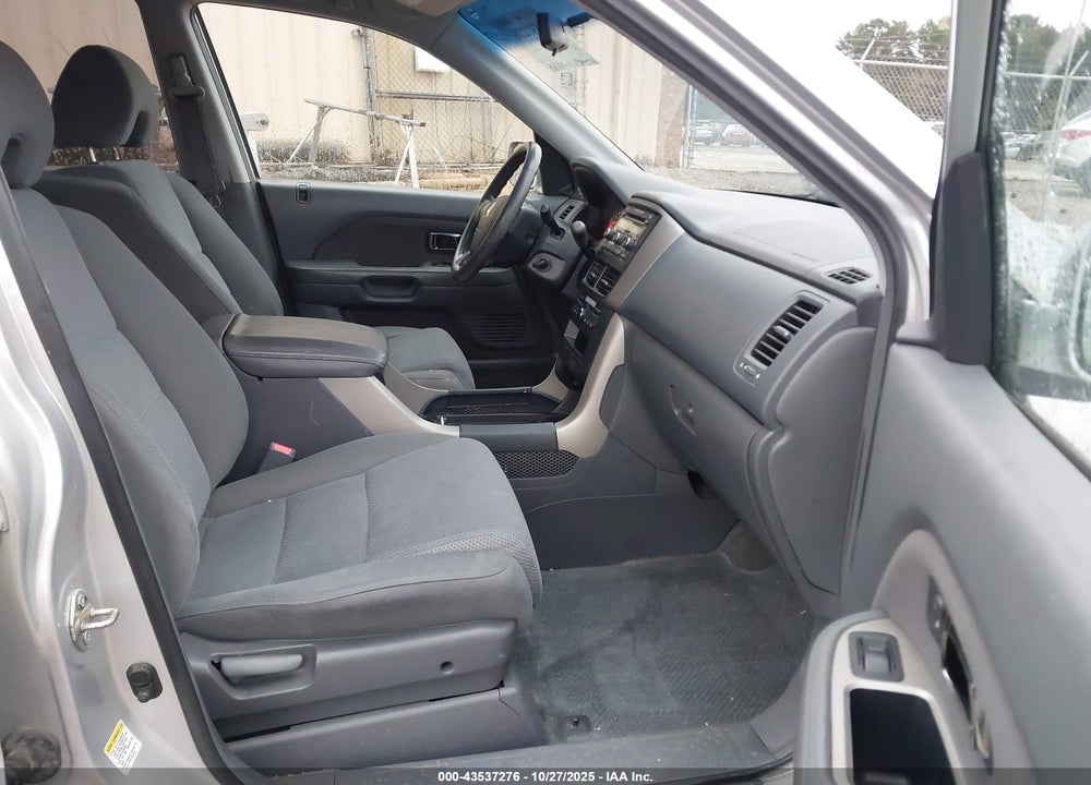 2006 HONDA PILOT VIN: 5FNYF18456B017336