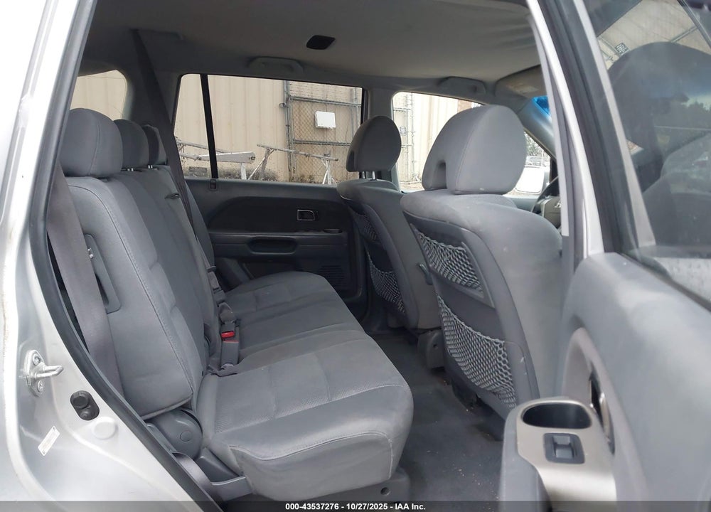 2006 HONDA PILOT VIN: 5FNYF18456B017336