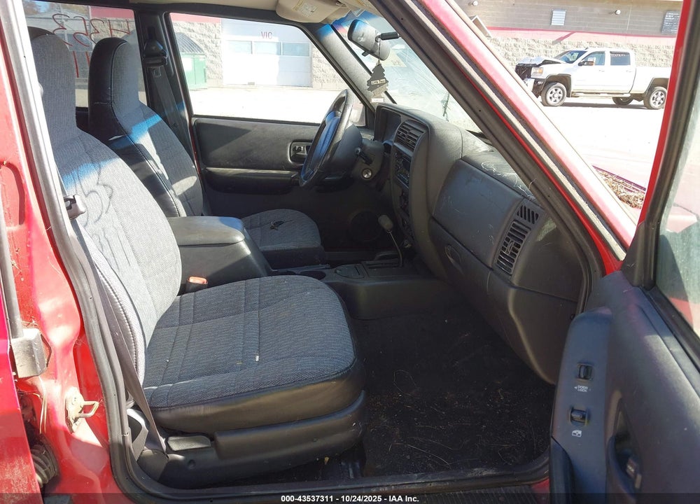 2001 JEEP CHEROKEE SPORT VIN: 1J4FF48S51L574917