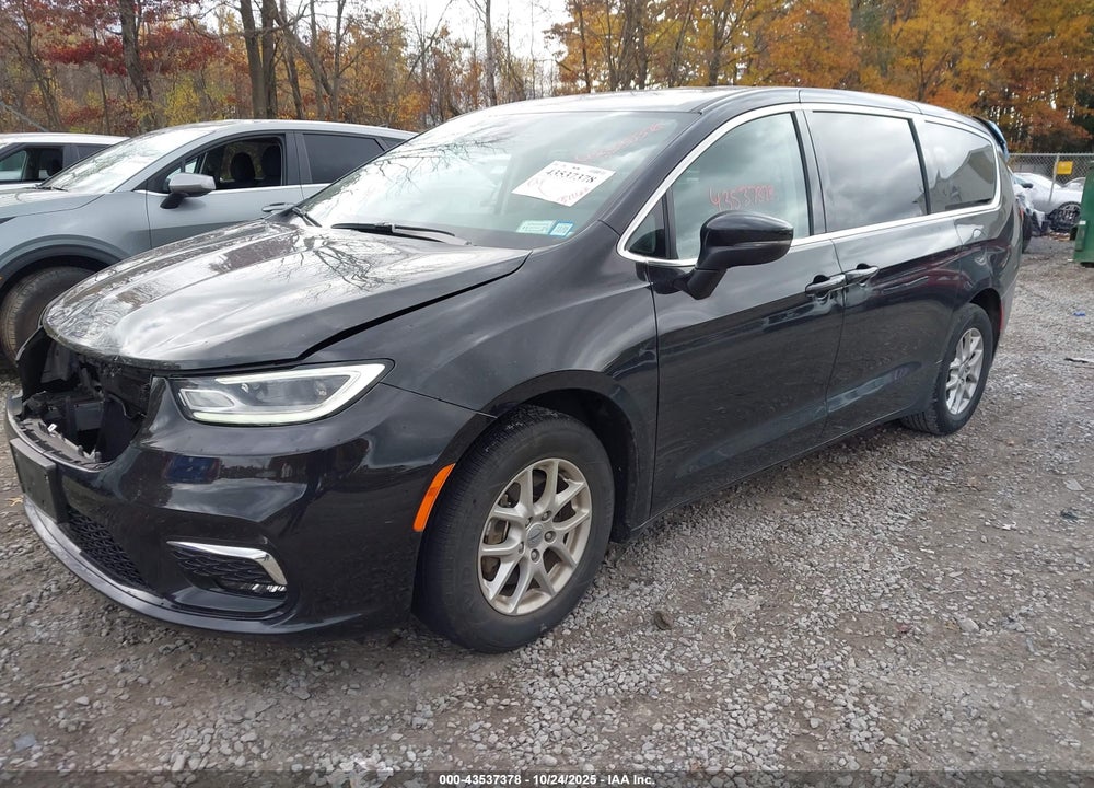 2023 CHRYSLER PACIFICA TOURING L VIN: 2C4RC1BG0PR630275